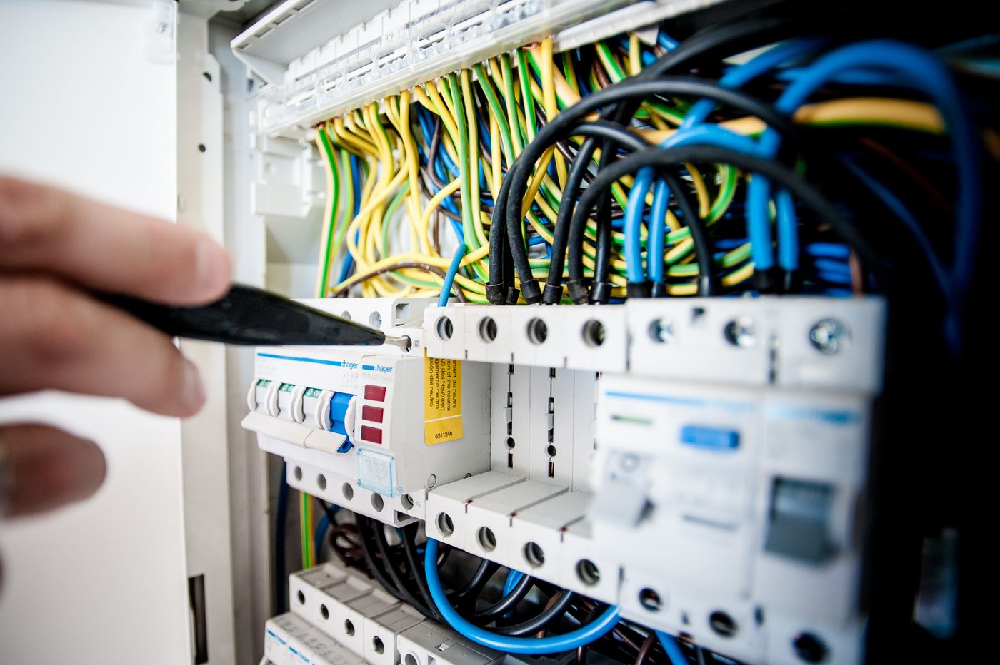 Elektrik ve aydınlatma panosu